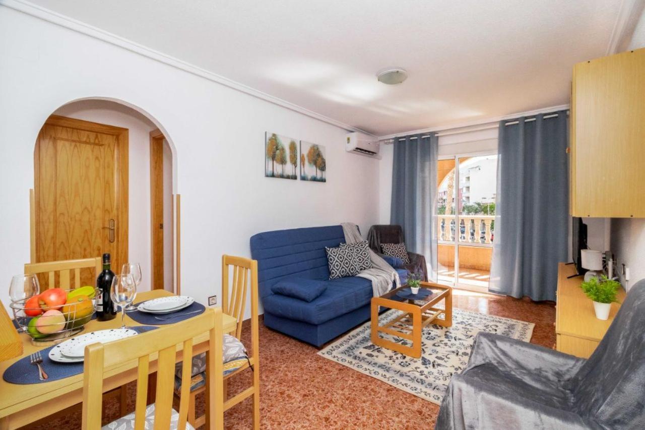 Apartamentos Villa Madrid Torrevieja Exterior photo